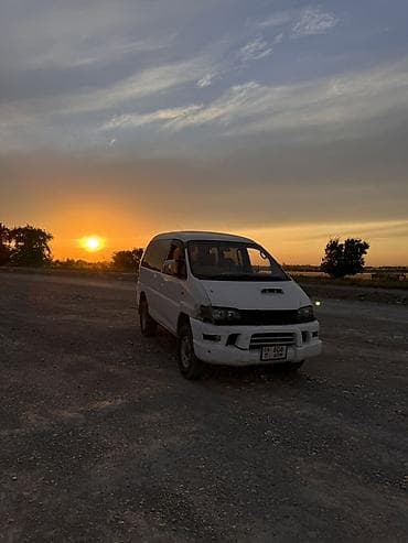 кабина на мото: Mitsubishi Delica: 2001 г., 3 л, Автомат, Бензин, Минивэн — 1