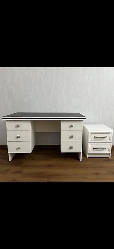 спалный мебел: Спальный гарнитур, Б/у, Шкаф, МДФ, цвет - Белый — 4