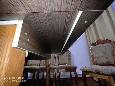 Стулья, табуретки: Продаю стол гостевой делятся на два. размеры указаны. Можно — 3