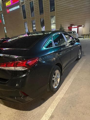 e class: Hyundai Sonata: 2020 г., 2 л, Автомат, Газ, Седан — 3