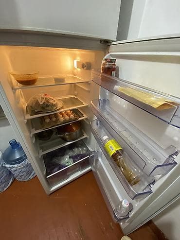 беко: Холодильник Beko, Двухкамерный — 2