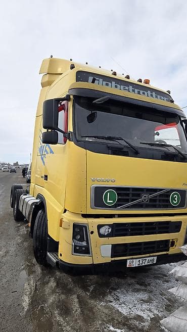 кабина мото: Тягач, Volvo, 2004 г., Бортовой — 4