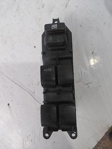 блок управления стеклоподъёмники: Блок управления стеклоподъёмниками Toyota - Главный водительский — 1