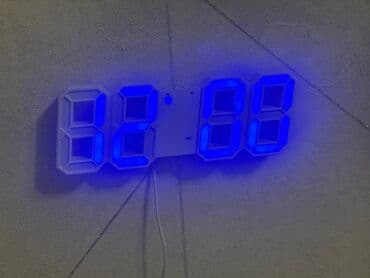 настенные часы: Продаю срочно по ниже себестоимости .Led настольные часы можно — 2