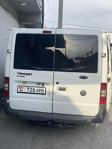 фары 220: Ford Transit T300 пассажирский микроавтобус - Кузов: длинная база — 5