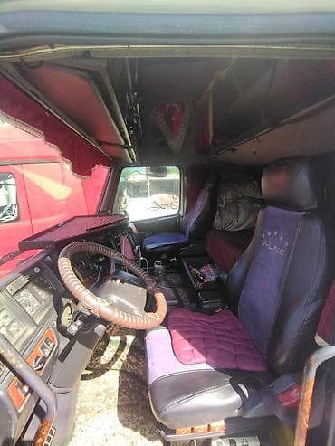 bid e5: Тягач, Volvo, Тентованный — 3