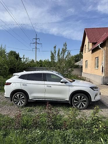 song: BYD Song Plus: 2023 г., Электромобиль, Кроссовер — 9