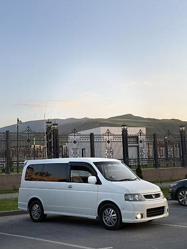 mersedes e320: Honda Stepwgn: 2004 г., 2.4 л, Автомат, Газ, Минивэн — 4