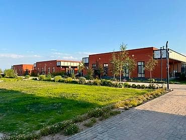 бостери комнаты: Продаётся коттедж в ALPHA WHITE RESORT 4 комнатная студия. 📍 с — 1
