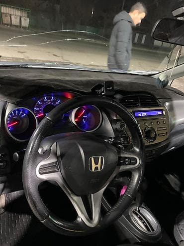 fit 2016: Honda Fit: 2009 г., 1.5 л, Автомат, Бензин, Хэтчбэк — 4