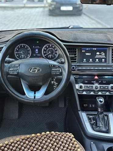 Hyundai Elantra: 2020 г., 2 л, Автомат, Бензин, Седан — 9