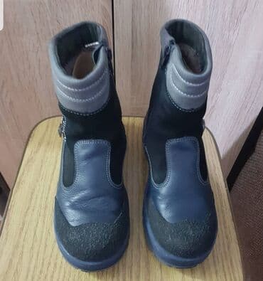 обувь зимний: Сапожки зимние, б/у, очень теплые, 32 размер, производитель российкая — 2