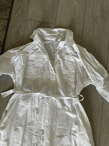 пляжная рубашка: Белое платье-рубашка из легкой хлопковой ткани. - Свободный силуэт — 2