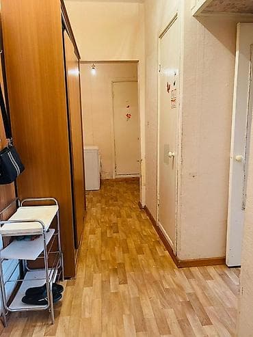 12 микрорайон: 2 комнаты, Собственник — 3