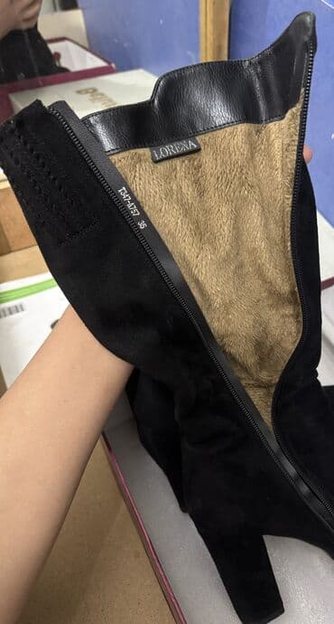 сапоги зимние женские натуральная кожа натуральный мех распродажа: Сапоги, 35, Б/у, цвет - Черный, Самовывоз — 3