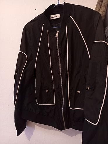 зимние вещи: Отдам за 2кг банан . у обоих состояние отличное — 2