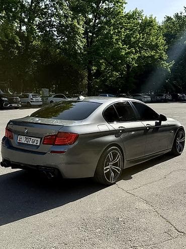 camry 2010: BMW 5 series: 2010 г., 3.5 л, Автомат, Бензин, Седан — 2