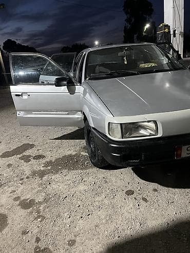 wuling mini ev: Volkswagen Passat: 1988 г., Механика, Седан — 7