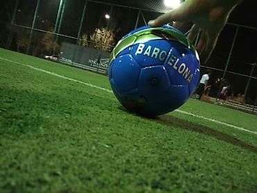 Продаем новые футбольные мячи FCB! Качество: Отличная!!!