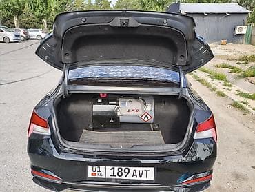 хендай: Hyundai Elantra: 2021 г., 1.6 л, Автомат, Бензин, Седан — 9
