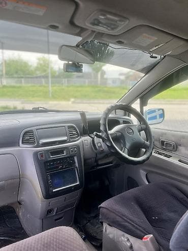 nissan urvan: Nissan Liberty: 2000 г., 2 л, Автомат, Бензин, Минивэн — 5