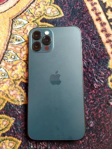 Apple iPhone: IPhone 12 Pro, Pacific Blue — 3