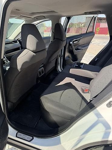4runner 2017: Toyota RAV4: 2021 г., 2.5 л, Вариатор, Гибрид, Кроссовер — 7