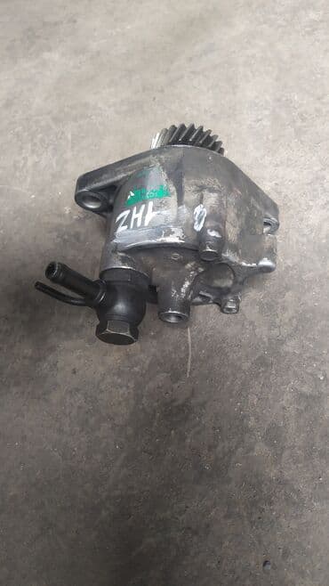 системы охлаждения интертехкомплект: Toyota Land Cruiser 80 вакуумный насос, Тойота Ленд Крузер 80 — 2