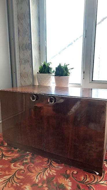 stol stul plasmas: Тумба для вещей и одежды, Б/у, Без зеркала, Другой материал, Самовывоз, цвет - Коричневый — 2