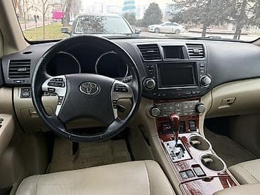 4runner 2017: Toyota Highlander: 2011 г., 3.5 л, Автомат, Бензин — 10