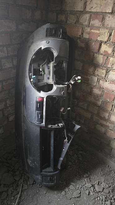 ГБЖ: Продаю разные запчасти для хонда фит.оснавном пластики салона — 1