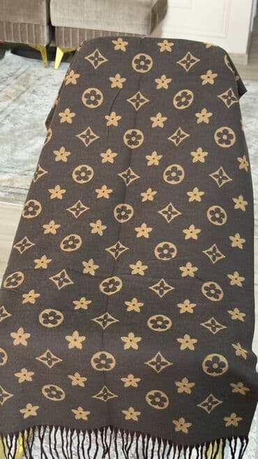 бафф купить в бишкеке: Шарфы с дизайнерскими узорами - Мягкая тёплая накидка или — 1