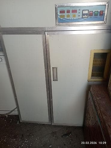 Оборудование для производства: Инкубатор автоматический с компьютерным управлением Описание: - — 1