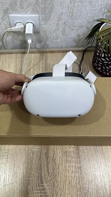 PS4 (Sony PlayStation 4): Продаю вр шлем meta quest 2 в идеальнейшем состоянии почти не — 5