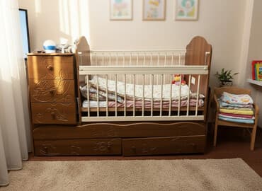 матрас для односпальной кровати: Продаем детскую кроватку и кресло!!! Кровать среднего состояния — 1