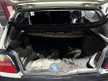 hundai elantra: Volkswagen Golf: 1993 г., Механика, Бензин, Хэтчбэк — 8