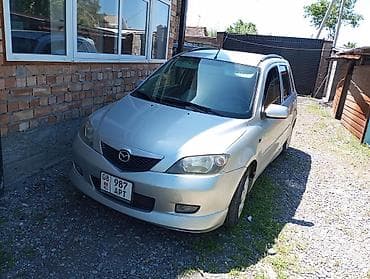 Mazda 2: 2003 г., 1.4 л, Механика, Бензин, Хэтчбэк