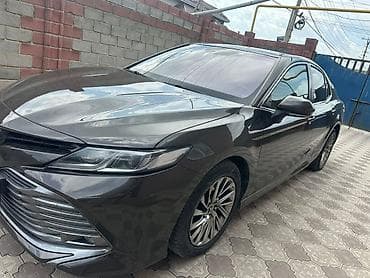corolla e120: Toyota Camry: 2018 г., 2 л, Автомат, Бензин, Седан — 2