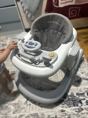 калесики: Детские ходунки Babywalker в серо-белом цвете. Удобная модель для — 3