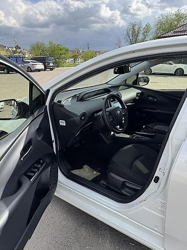 чехол на приус: Toyota Prius: 2020 г., 1.8 л, Автомат, Гибрид, Хэтчбэк — 6