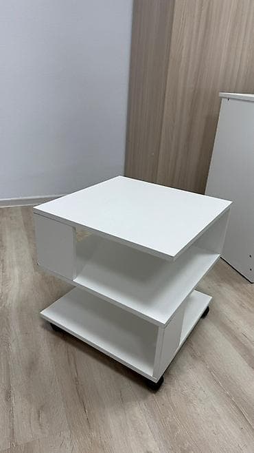 куплю мягкую мебель бу: Комплект офисной мебели, Б/у, Тумба, ДСП, Самовывоз, цвет - Белый — 2