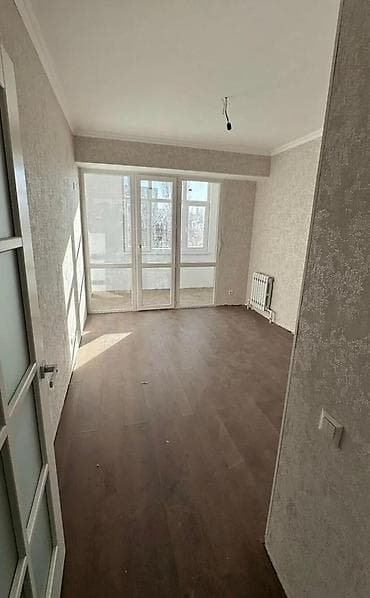 osh flats: 1 комната, 42 м², Элитка, 2 этаж, Косметический ремонт — 3