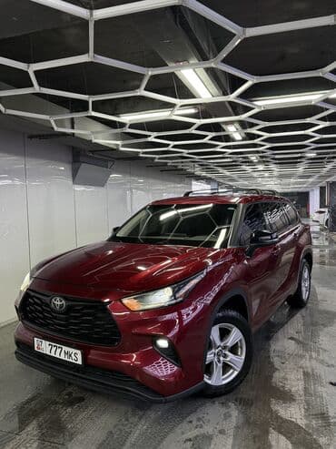 тойота из: Toyota Highlander: 2021 г., 3.5 л, Автомат, Бензин, Кроссовер — 2