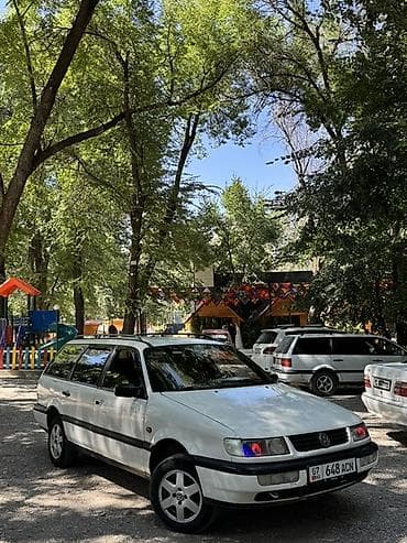албис турба: Volkswagen Passat Variant: 1995 г., 2 л, Механика, Бензин, Универсал — 1