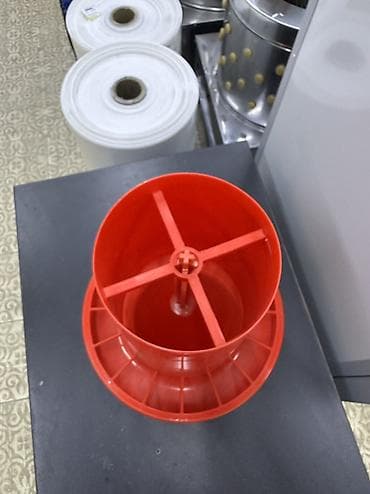 scottish fold: Кормушка бункерная 10 кг (10литр ) качество супер 👍 используется в — 2