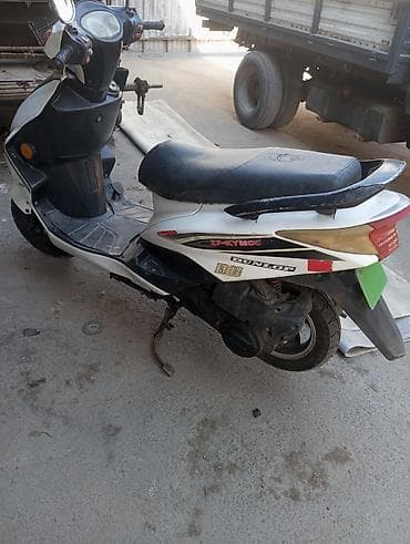 детский мопед на бензине: Скутер M8 150 куб - Тип: бензиновый скутер (вариатор) - Модель: M8 — 7