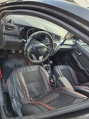 карызга машина алам: Kia Rio: 2014 г., 1.4 л, Кол менен иштөөчү, Бензин, Седан — 6