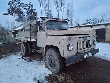 ГАЗ : 1975 г., Механика, Бензин