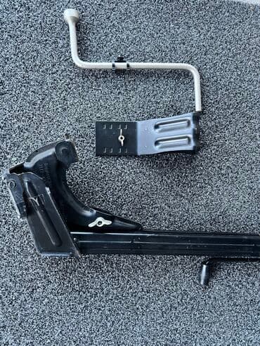 реечный домкрат: Оригинальные инструменты для БМВ Е34. В комплекте штатный домкрат — 1