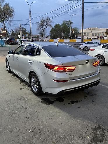 Kia Optima: 2019 г., 2 л, Автомат, Газ, Седан — 2